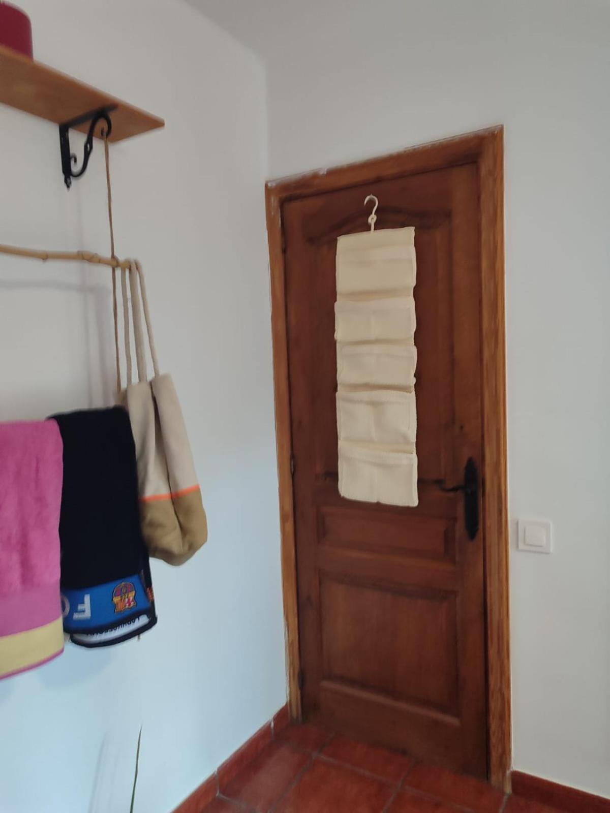 Habitacion Privada En Casa Particular, Montana Olesa de Bonesvalls 外观 照片